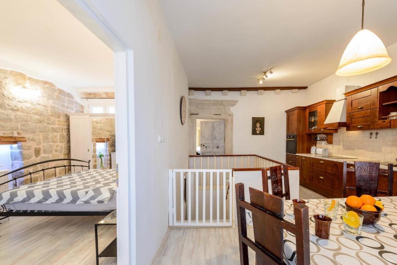 Apartments And Room Le Petit Nono Дубровник Екстериор снимка