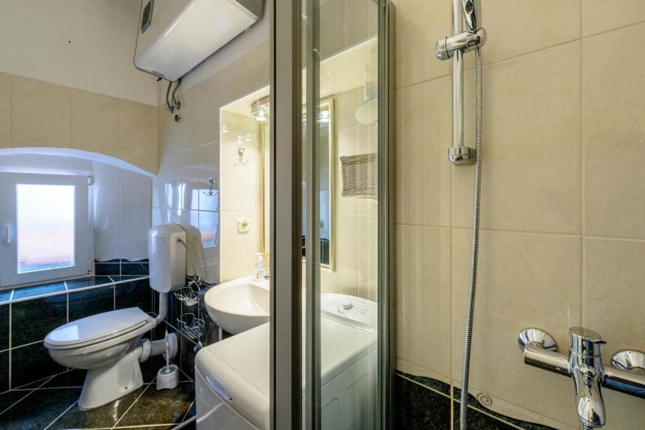 Apartments And Room Le Petit Nono Дубровник Екстериор снимка