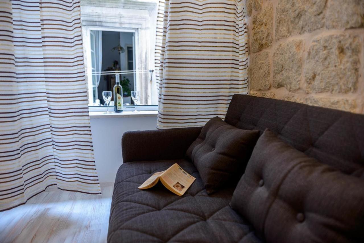 Apartments And Room Le Petit Nono Дубровник Екстериор снимка