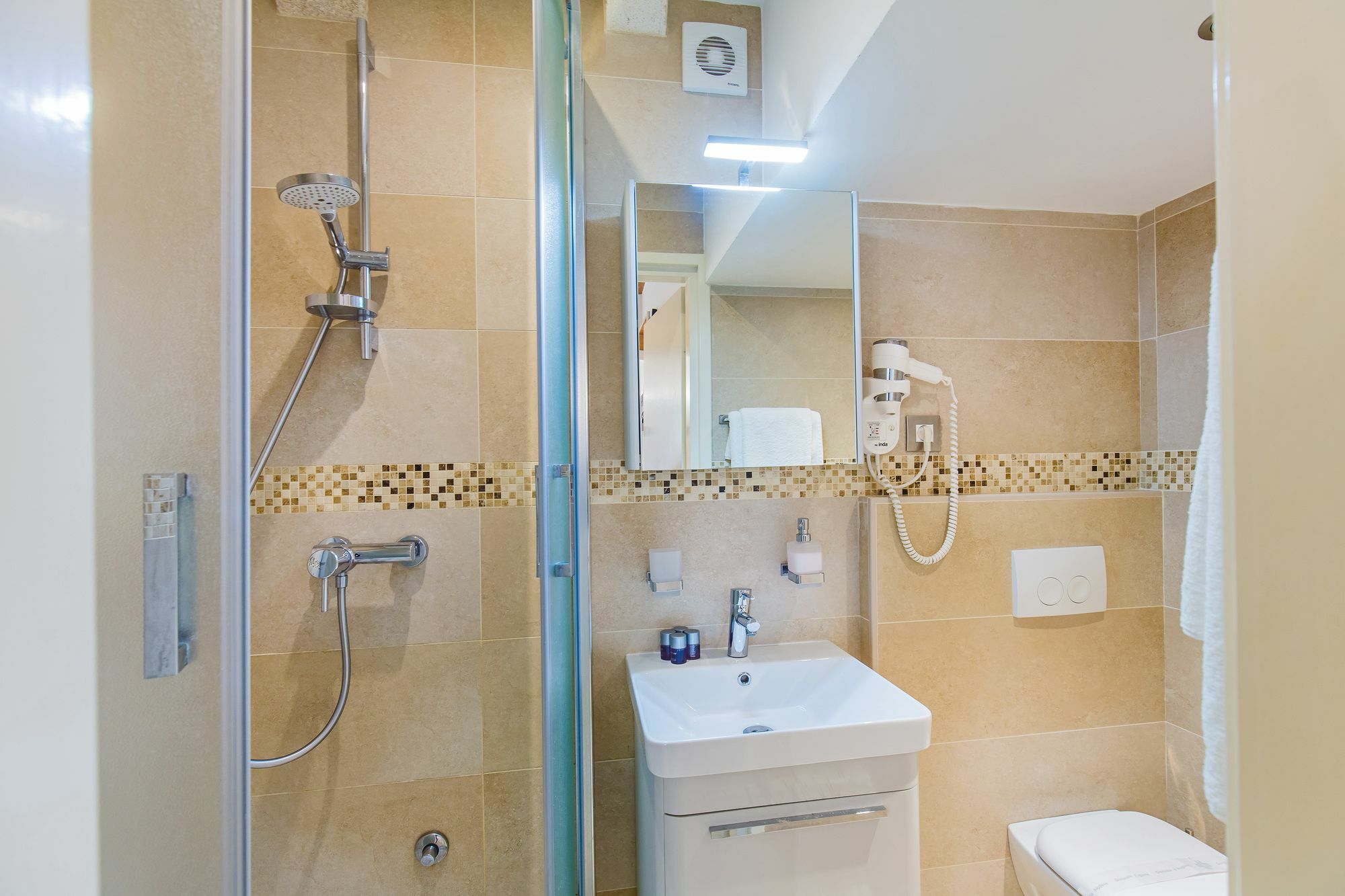 Apartments And Room Le Petit Nono Дубровник Екстериор снимка
